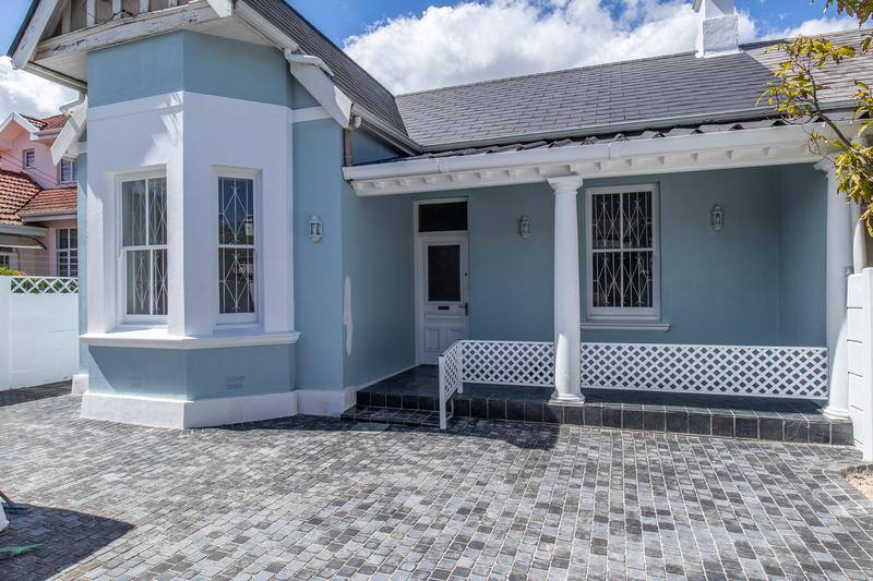 3 Bedroom Property for Sale in Kenilworth Western Cape
